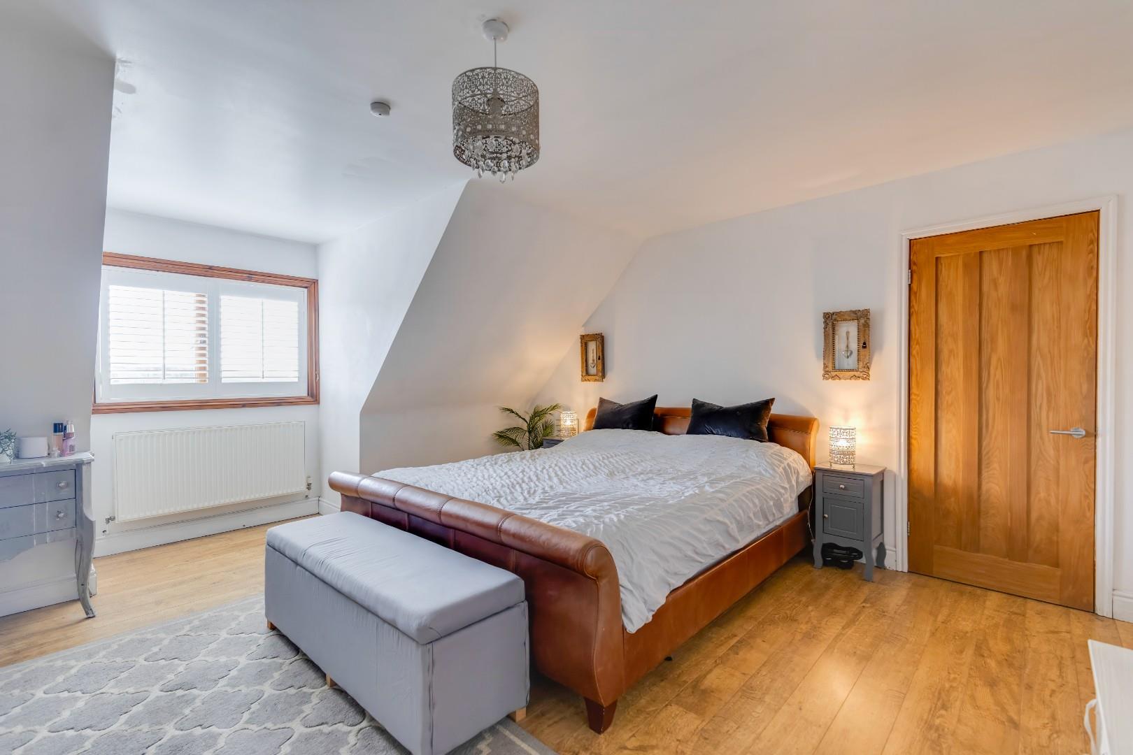 11 Oakmead Road, Llanharan, Pontyclun, Rhondda Cynon Taff, CF72 9FB